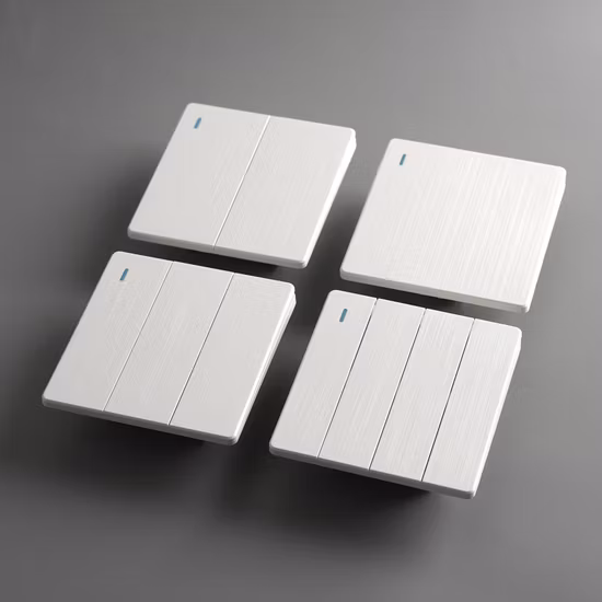 Klass La più recente presa elettrica con interruttore a parete con pulsante grande e sottile, interruttore e presa con standard BS